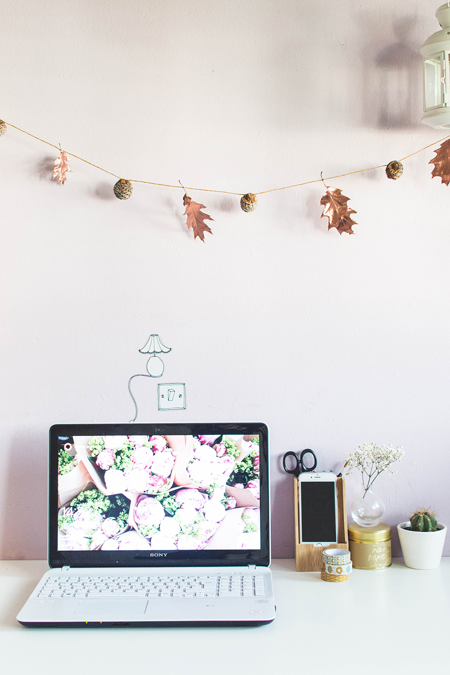 Easy DIY Autumn Garland Tutorial - perfect for your workspace!