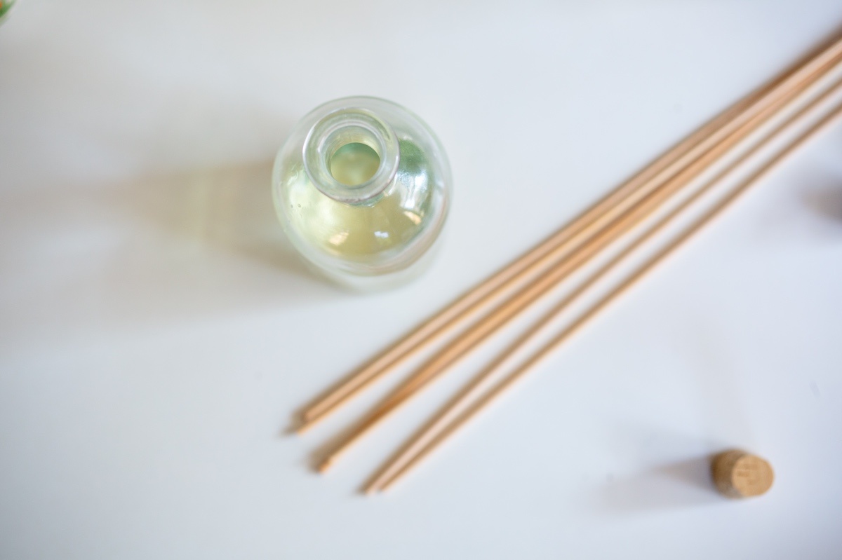 close up with the diy reed diffuser - almost finished