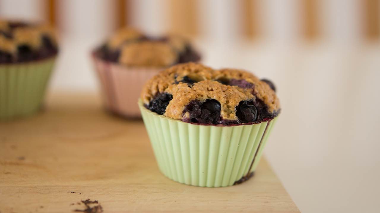 blueberry cobbler muffins close up finished recipe