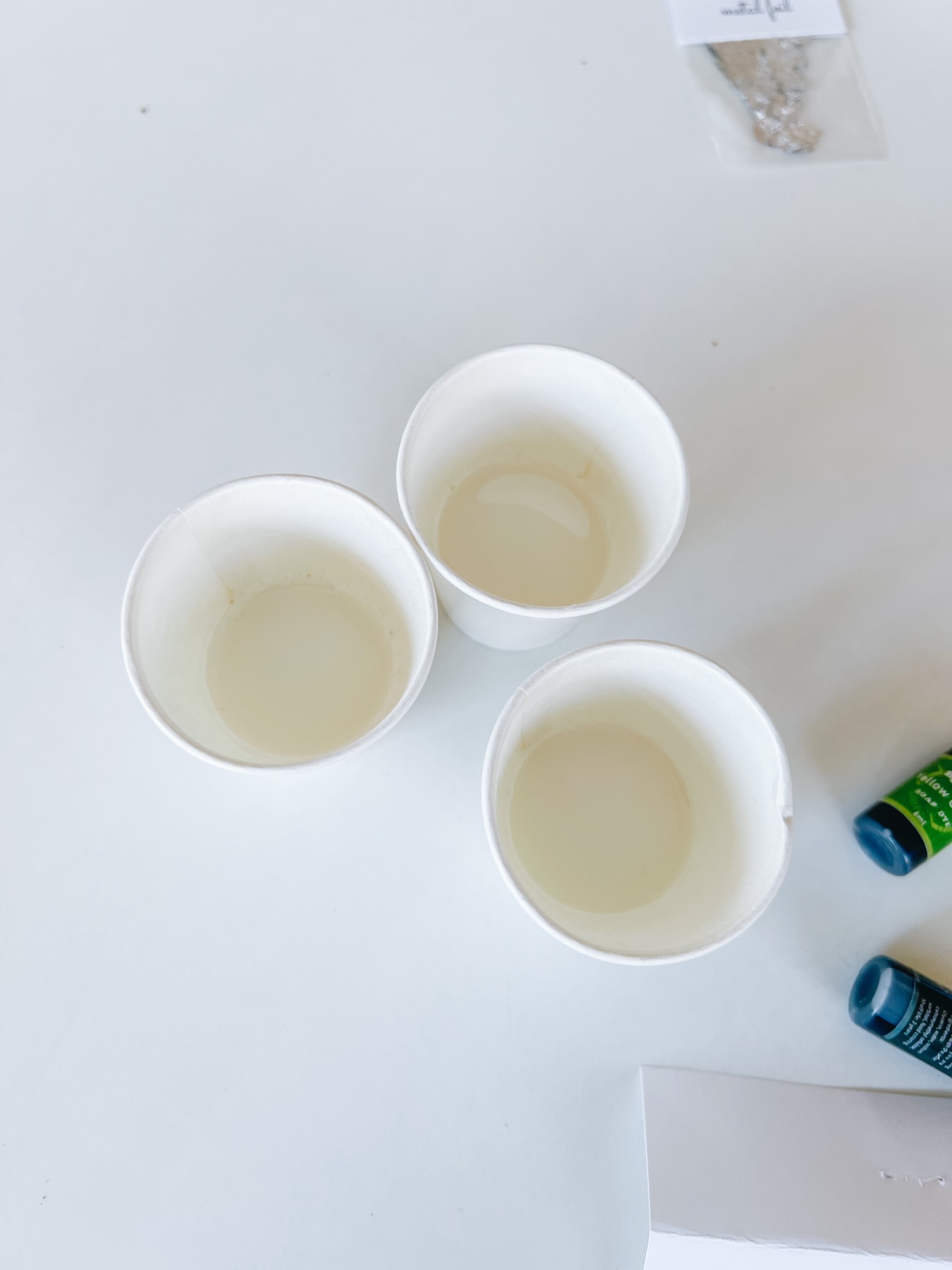melt soap in cups diy tutorial