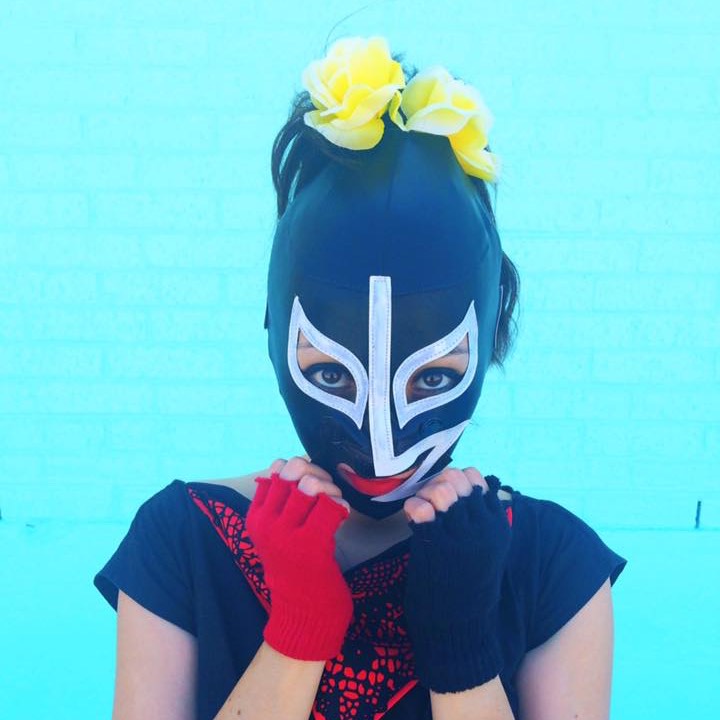 up close lady luchador photo shoot_cropped for feature image