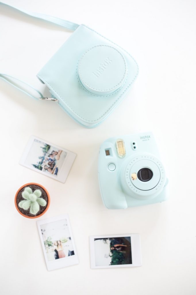 mini 9 instax polaroid camera must have blogging tools