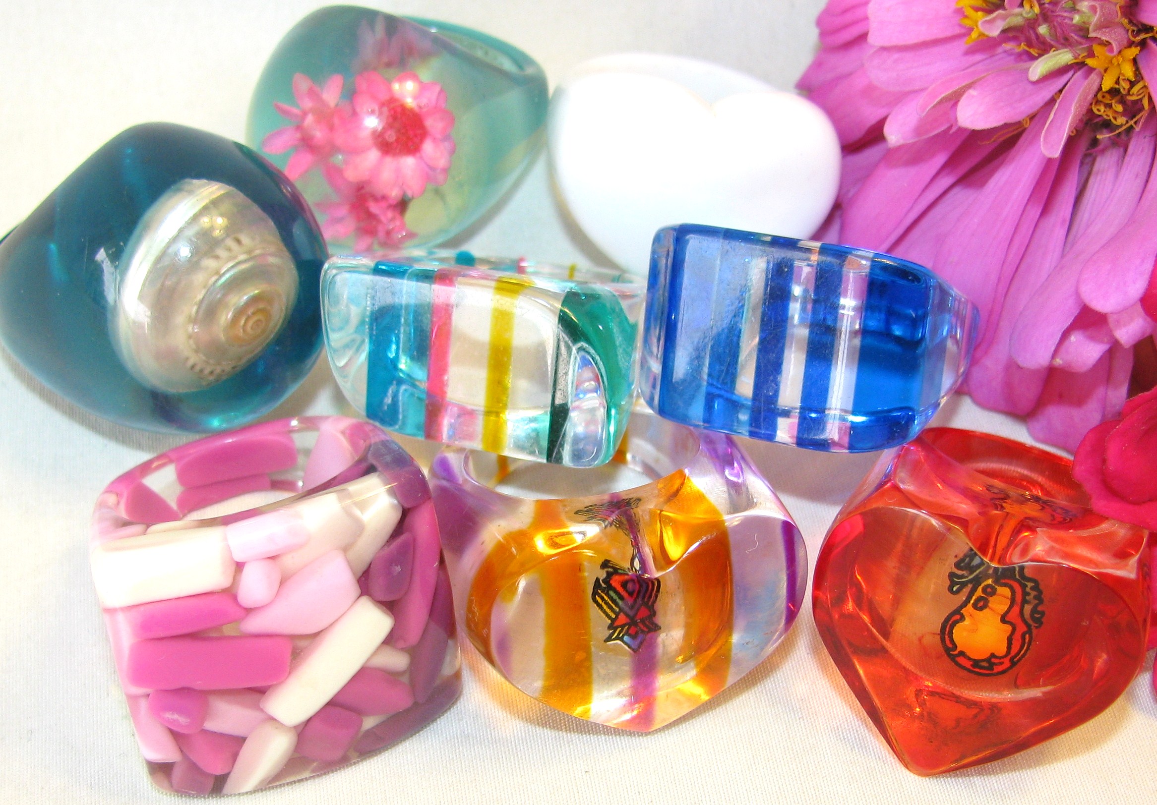 lucite rings 1960s plastic fashion pop shop america
