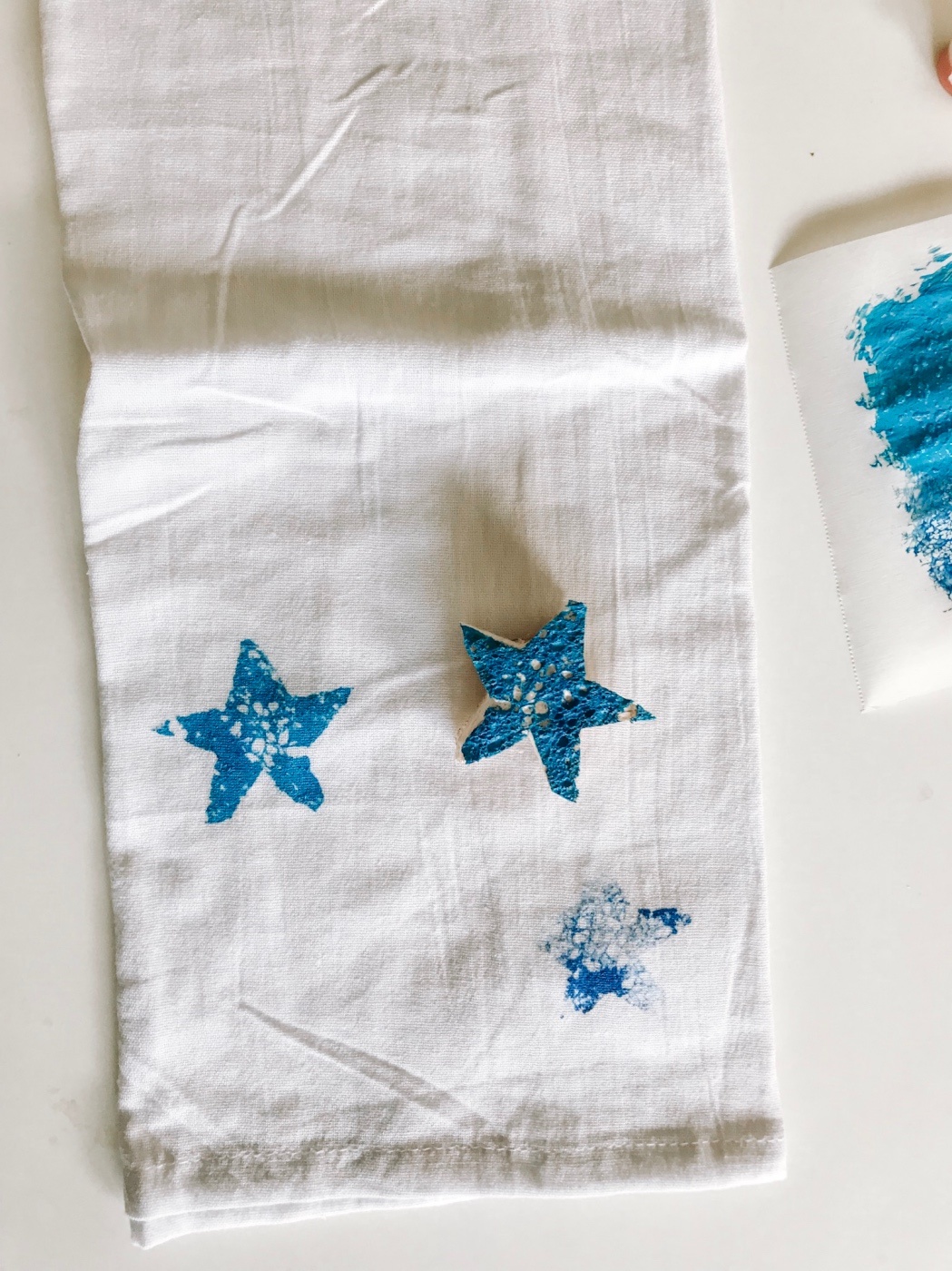 how to turn acrylic paint into fabric paint fabric stamping star tea towels