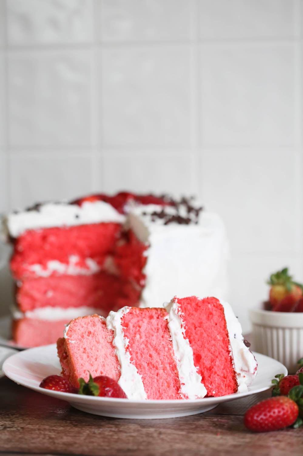 finished pink ombre strawberry cake recipe