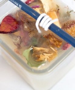 diy-candle-making-kit-with-dried-flowers_Square