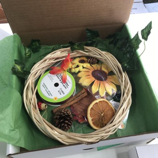 diy small wreath kit in box