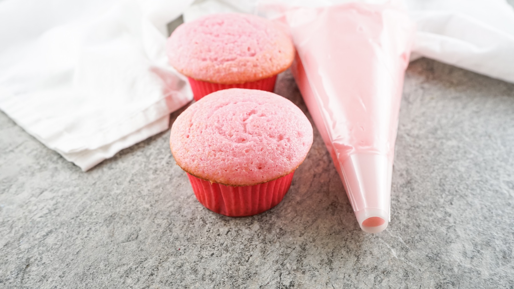 frost the pink champagne cupcakes recipe