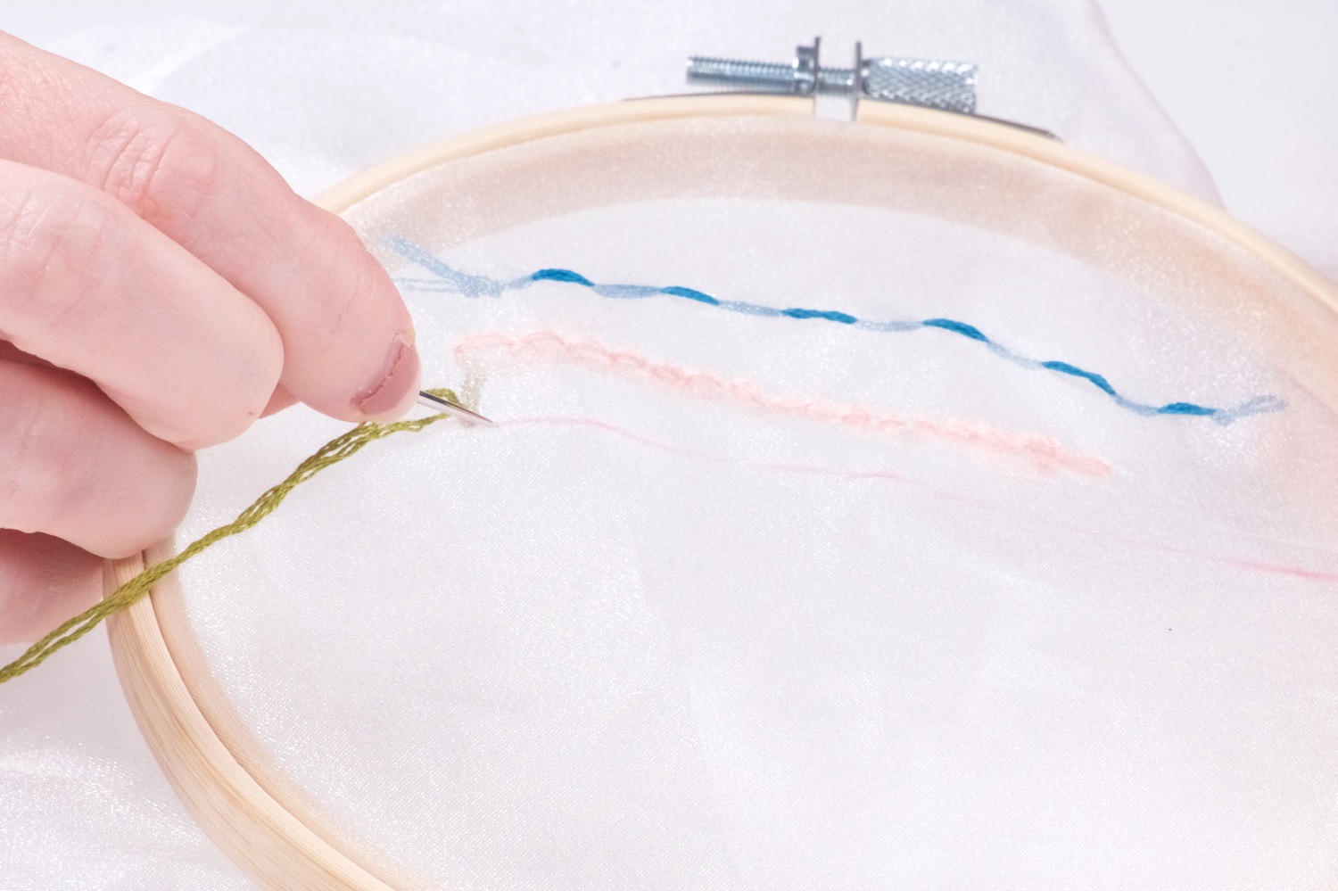how to make a stem stitch embroidery tutorial