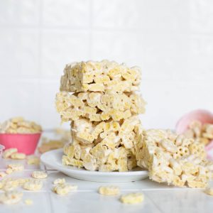 honeycomb crispy treats recipe with marshmallows square