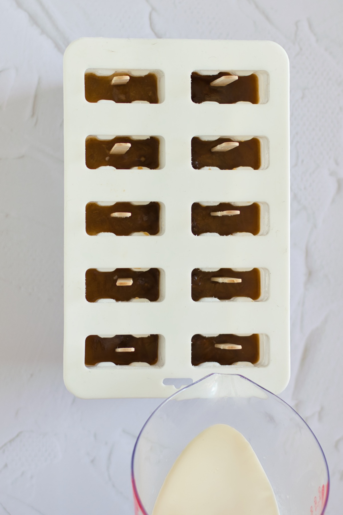 add the latte layer to the popsicle mold