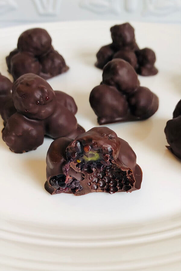 chocolate-covered-blackberries