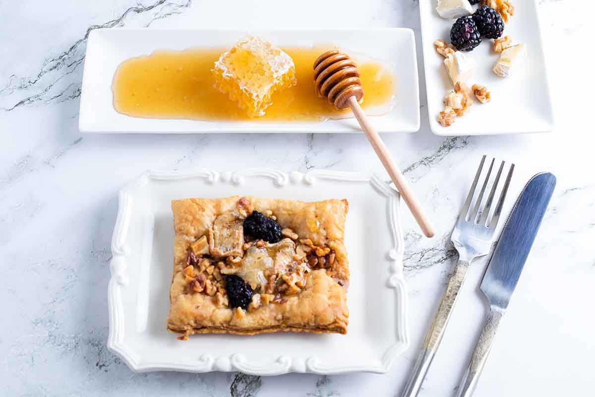 recipe for blackberry walnut puff pastry bites