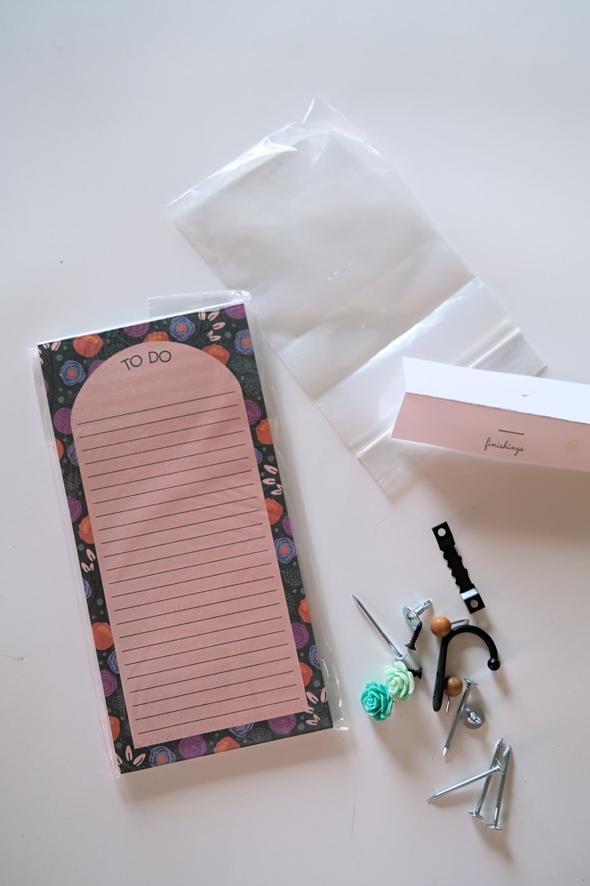 make a hanging notepad diy command center