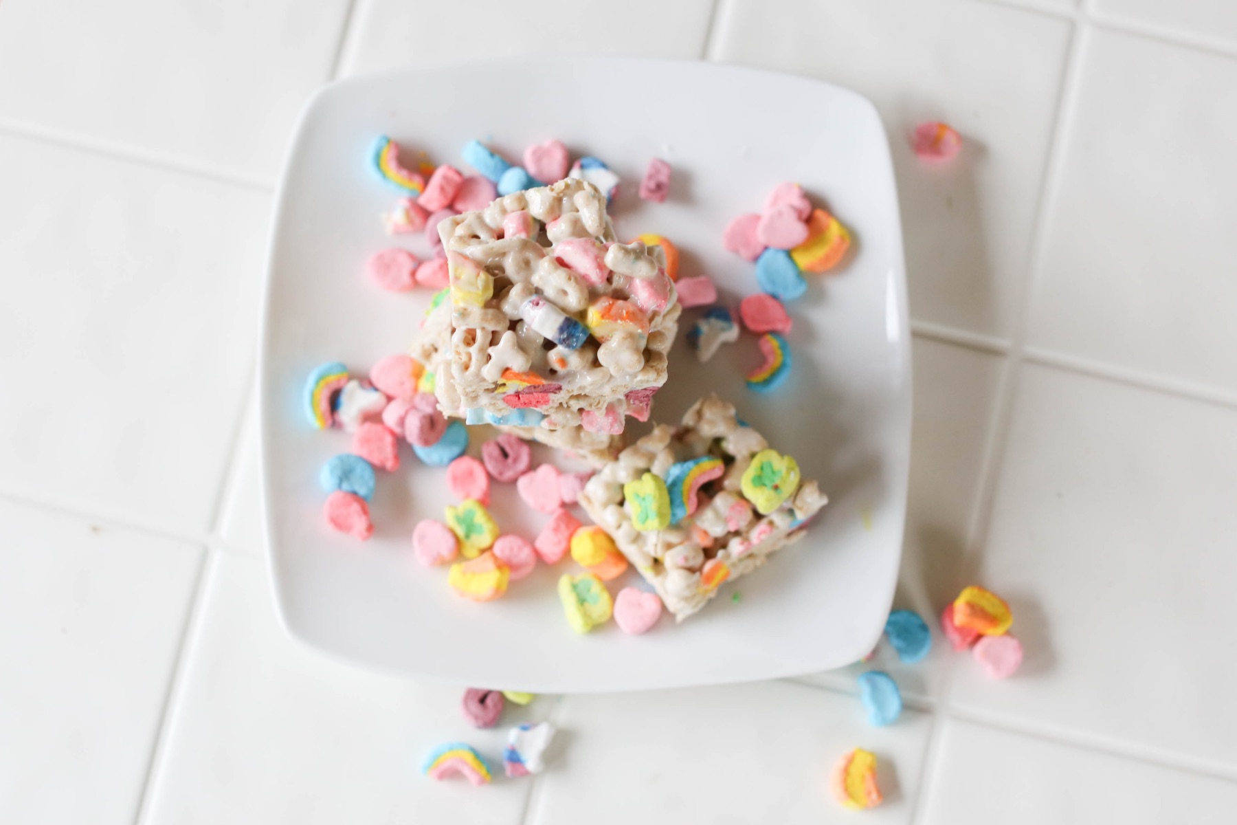 finished marshmallow treats with lucky charms