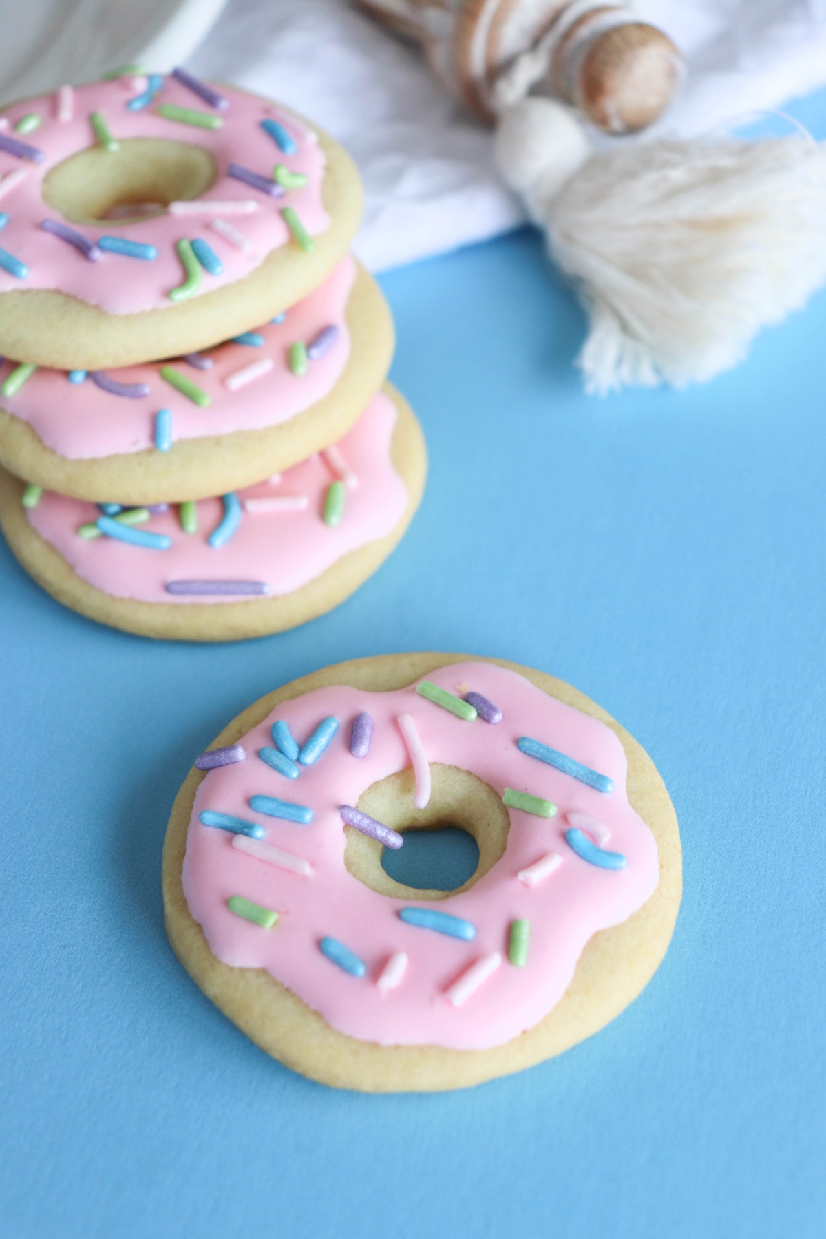 close up of donut decorated cookie tutorial