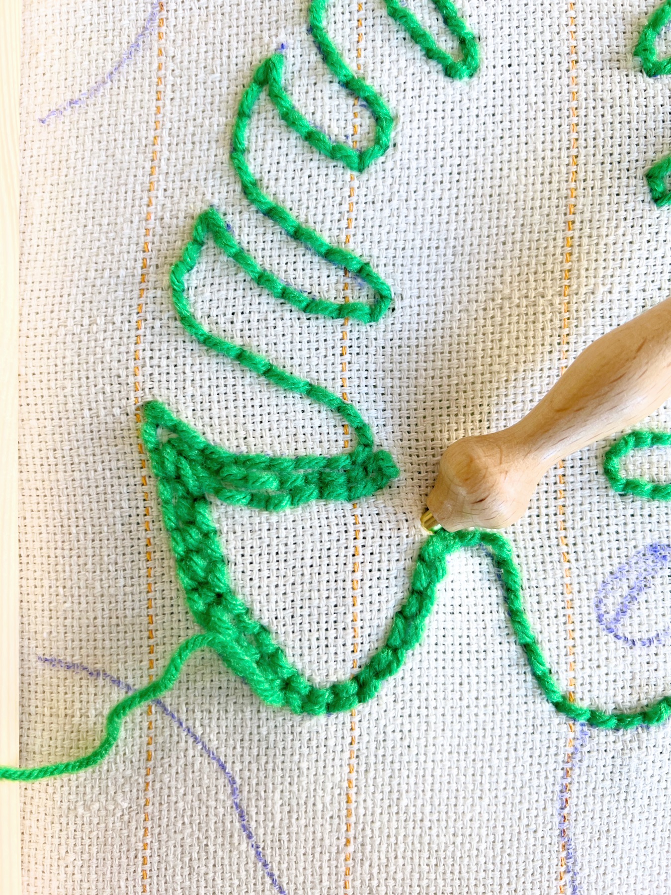 make additional rows of stitches